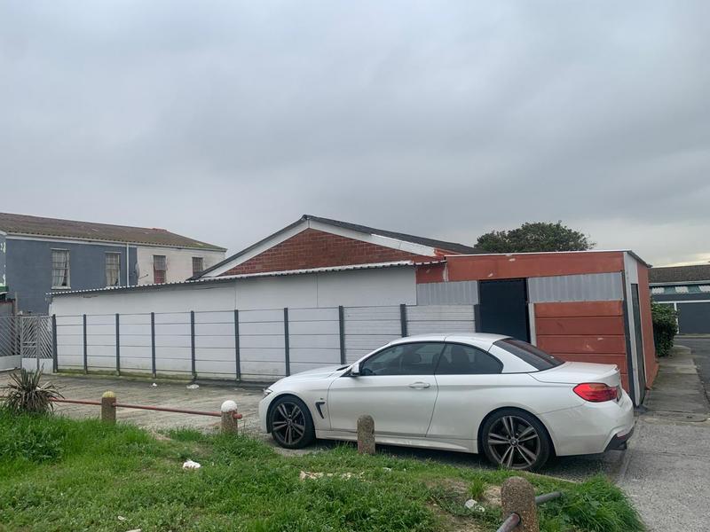4 Bedroom Property for Sale in Eastridge Western Cape